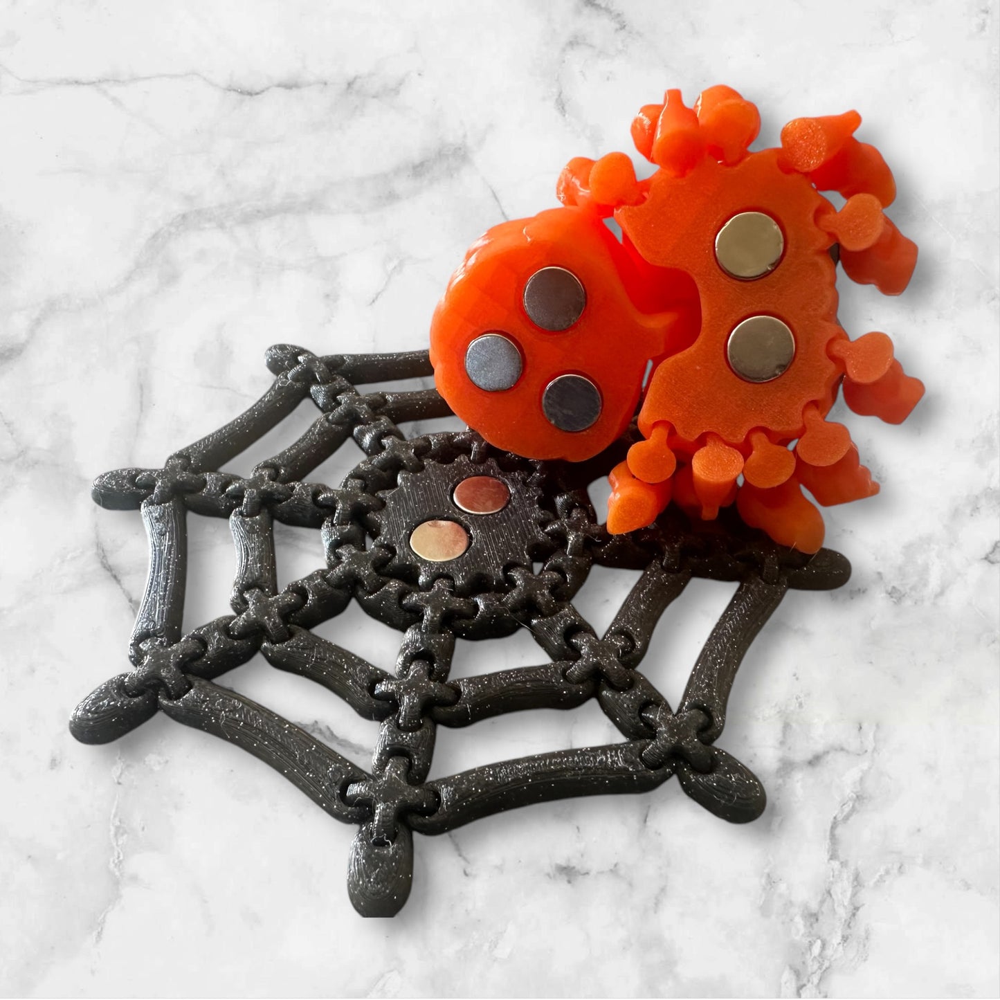 Articulated Spider and Web with magnets